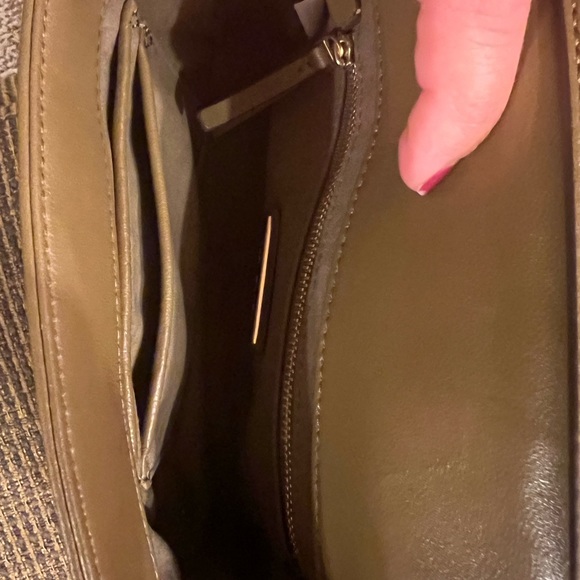 Tory Burch Kira convertible shoulder bag - Picture 8 of 9